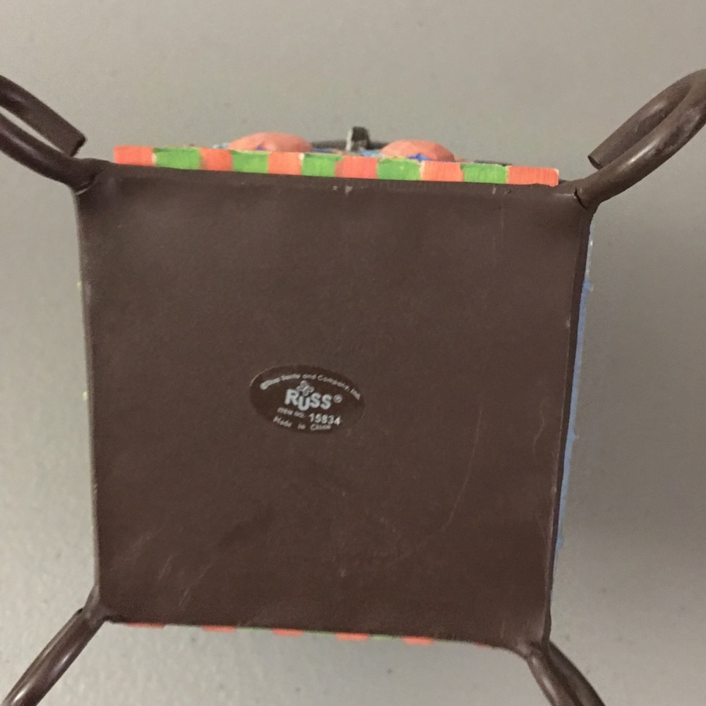 RUSS TRINKET FLOWER BOX - Picture 4 of 6